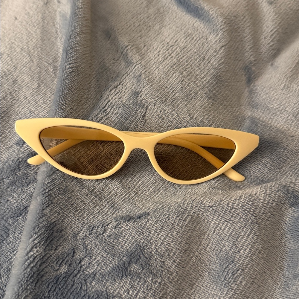 Yellow Cat-Eye Sunglasses